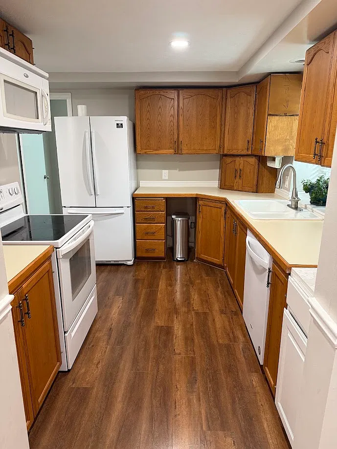2 bed, 1100 sqft, $1,750 — Photo 3