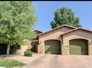 988 Flora Vista Dr, Las Cruces, NM 88007