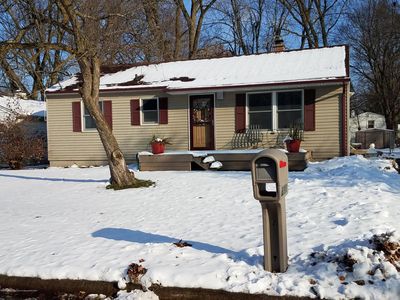 6923 Cooper Rd, Lansing, MI, 48911