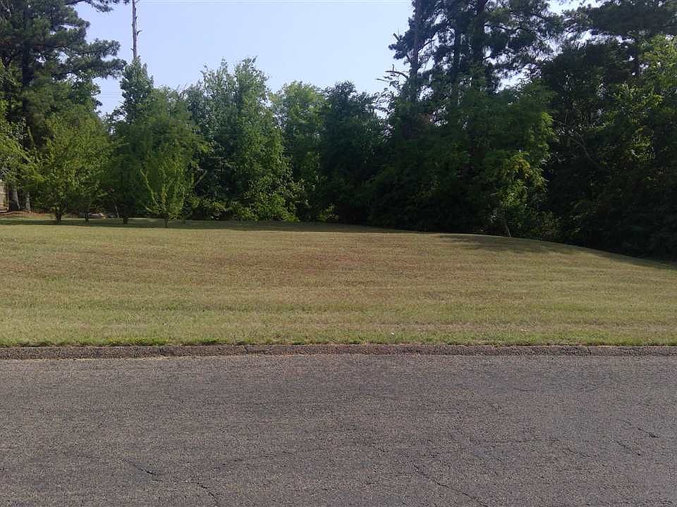 2nd image of Wain Dr