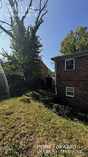 1359 Dix Dr #B — Photo 15