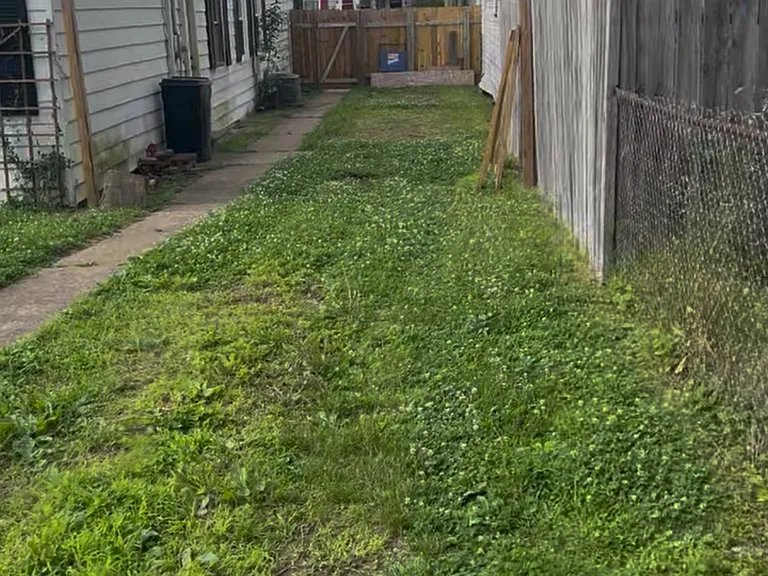 3306 Forest Ave — Photo 5
