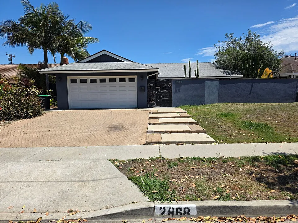 2868 El Rio Cir