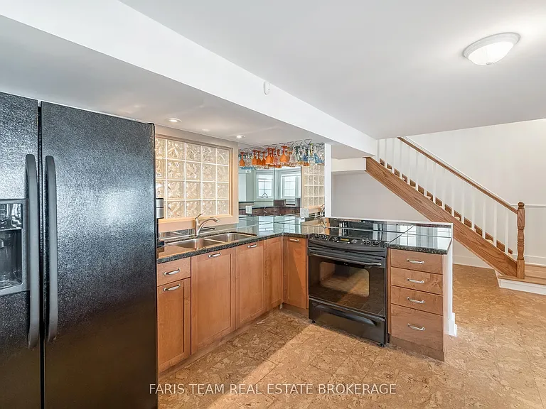 155 William St #12 — Photo 24