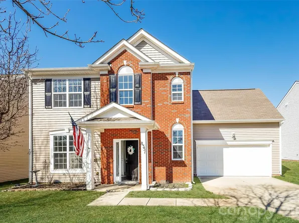 8351 Rolling Meadows Ln, Huntersville, NC 28078
