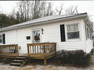301 Elm St, Cloverport, KY 40111