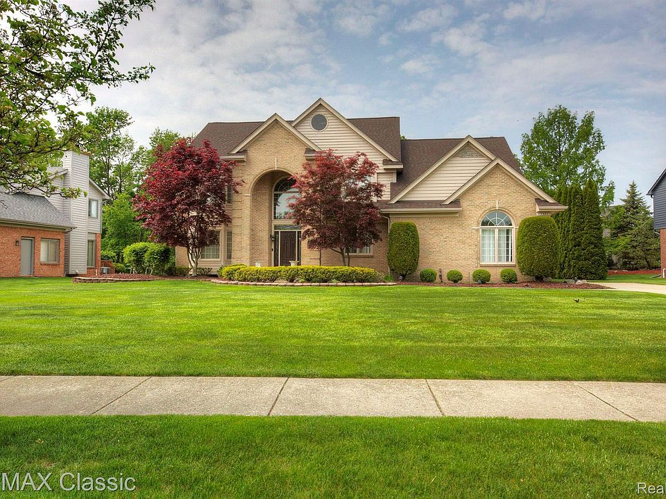 1st image of 7382 Woodbriar Ln