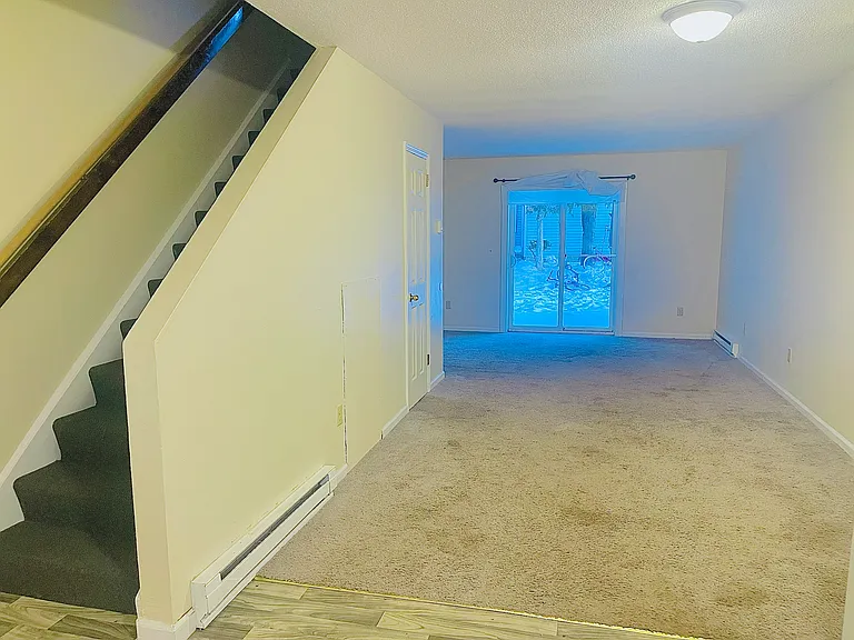 96 Ethan Allen Pkwy #4 — Photo 9