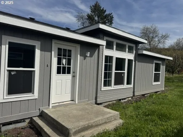 609 NW 4th Ave, Milton Freewater, OR 97862