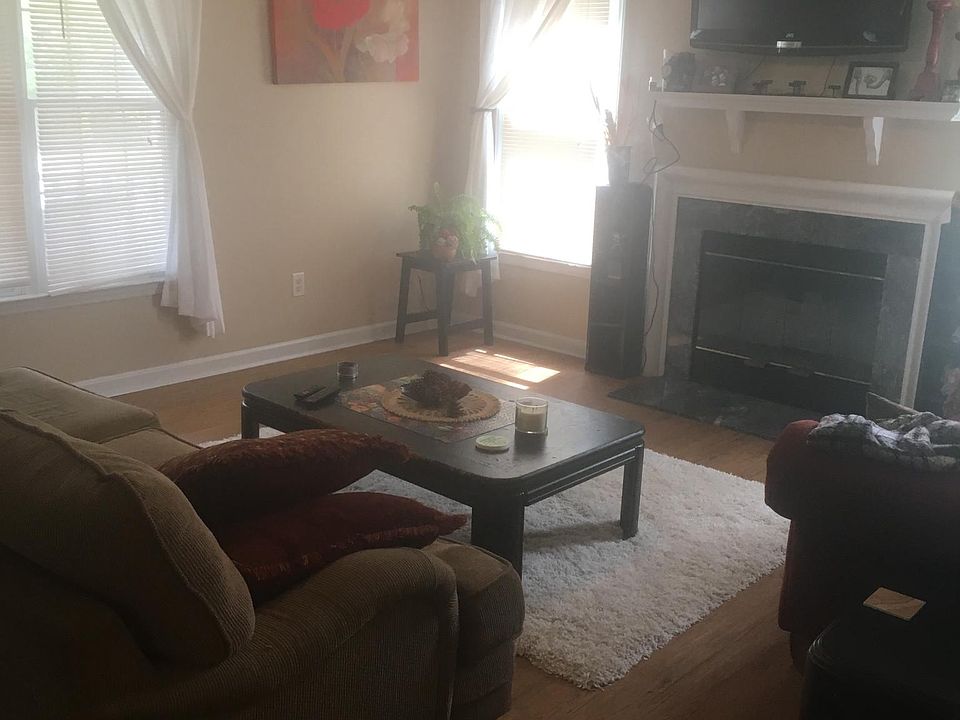 2nd image of 501 Wyndham Dr