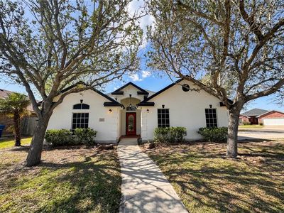 1211 Meadowbrook Dr, Portland, TX, 78374