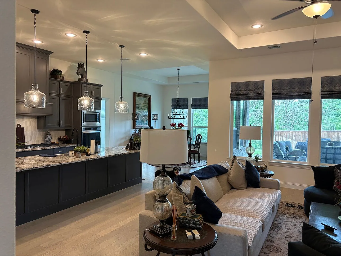 Spacious 4BR House in Argyle — Photo 3