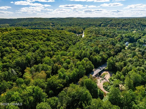 669 State Highway 118, Benton, PA 17814