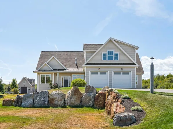 58 Goldenrod Lane, North Yarmouth, ME 04097