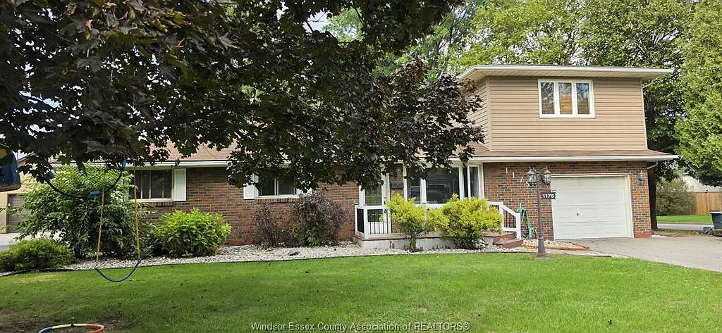 3 bed, $2,800 — Photo 1