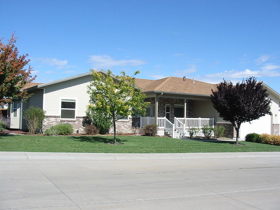 970 NE Union