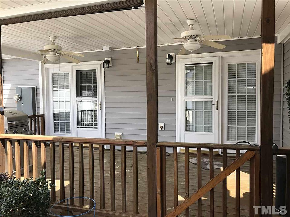 2nd image of 480 Pinecroft Dr