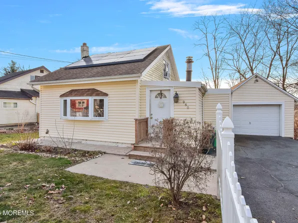 960 Greenwood Avenue, Keyport, NJ 07735