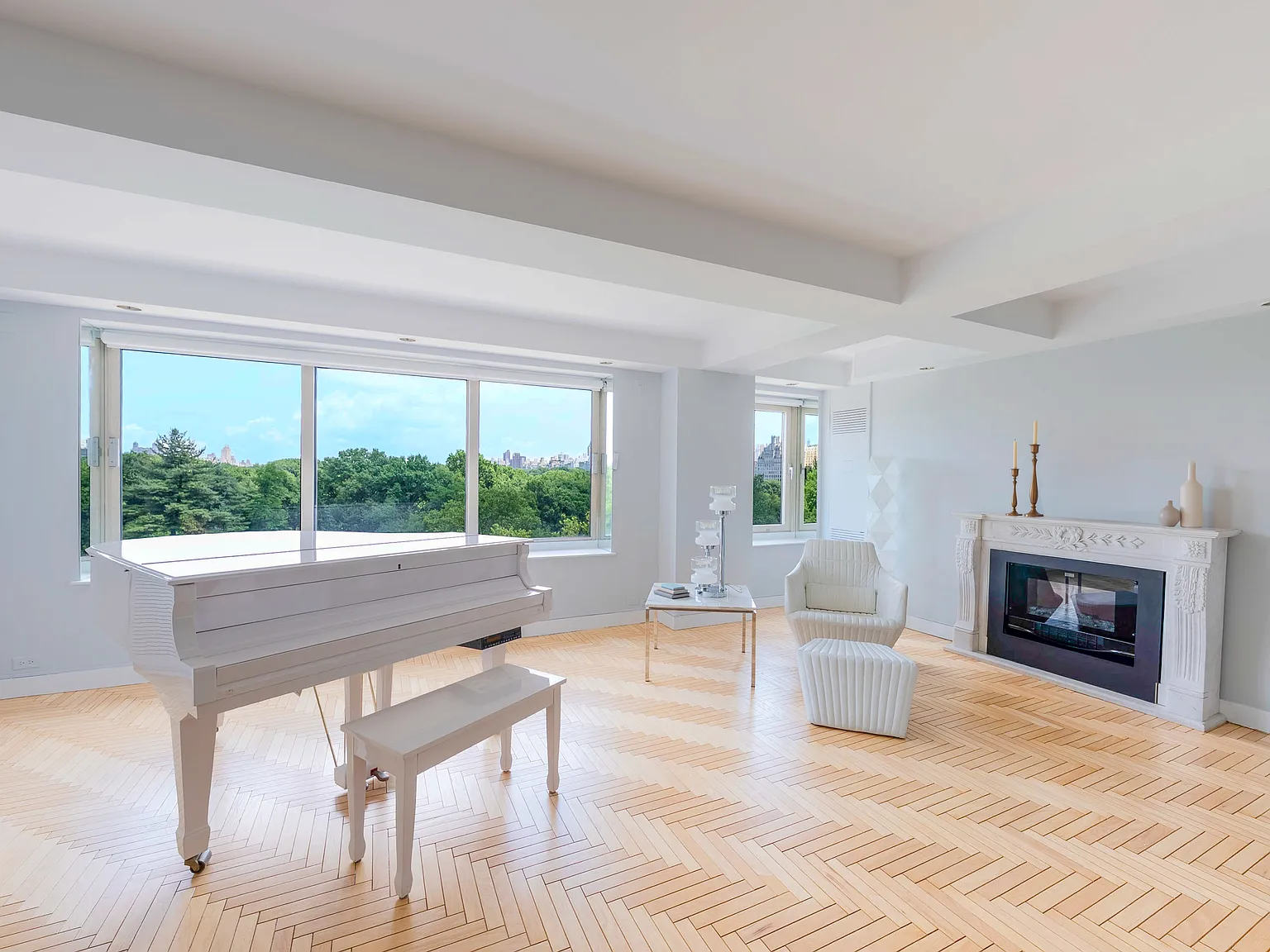 106 Central Park South — Photo 3