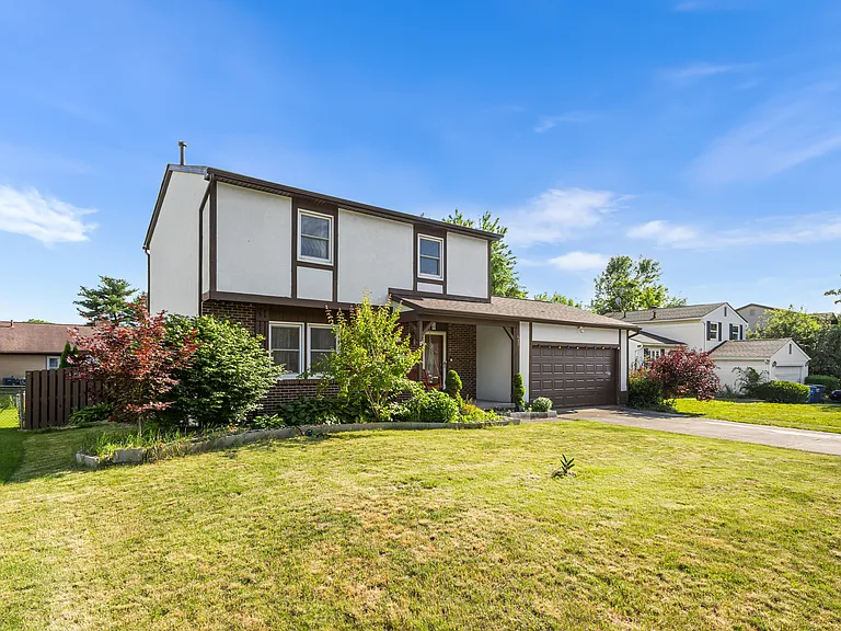 6431 Blackhaw Dr — Photo 23