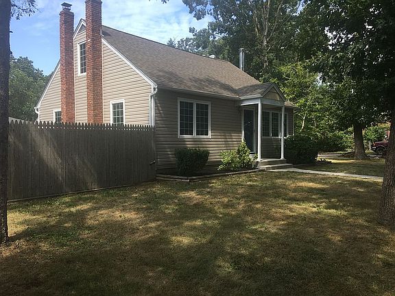 5th image of 24 Davis Ave