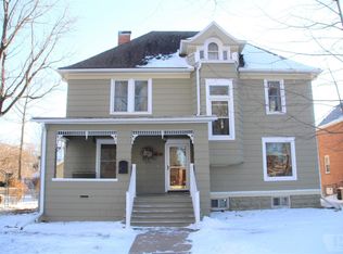 211 6th St NW, Mason City, IA 50401