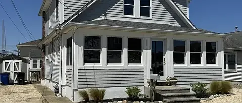 107 Bond Ave — Photo 17