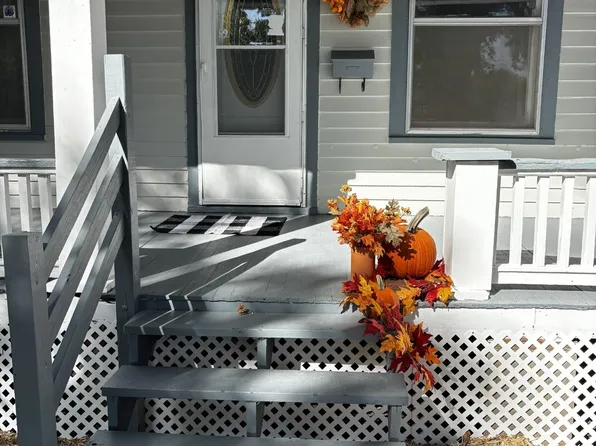 408 W 5th St, Newton, KS 67114