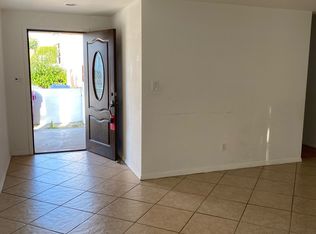 1620 W 33rd St, Long Beach, CA 90810