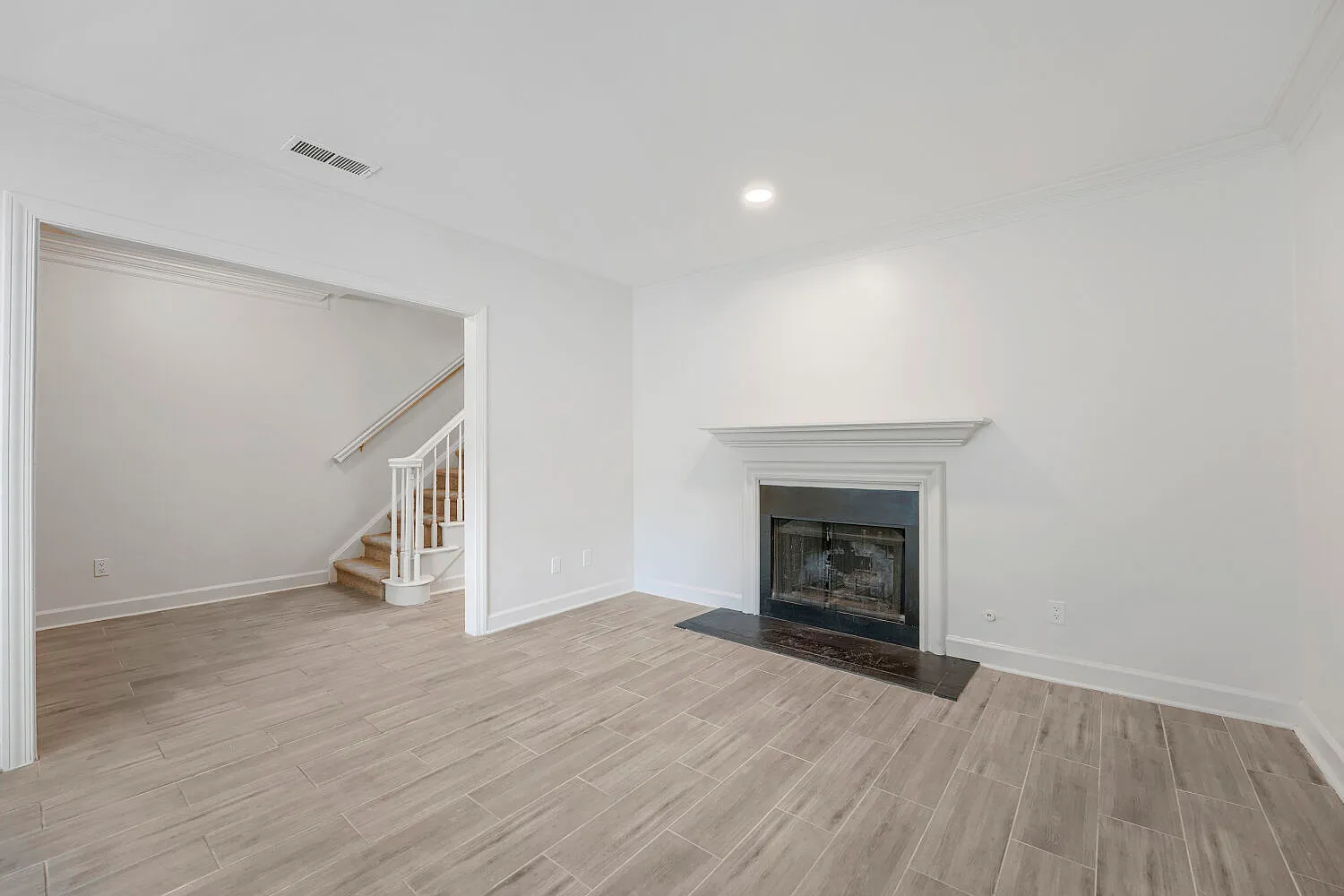 2 bed, 2.5 bath, 1478 sqft, $1,900 — Photo 4