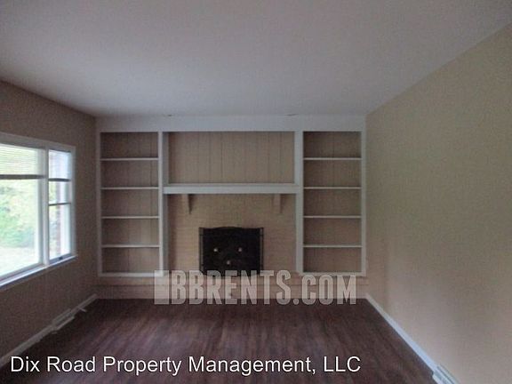 4th image of 9 Flagler Ct
