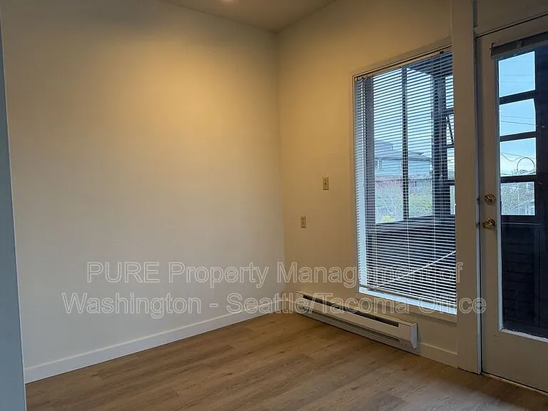 6609 SW Admiral Way — Photo 7