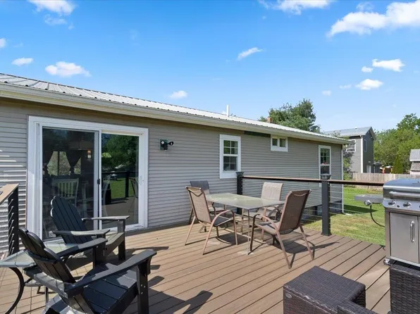 33 Sunset Circle, Georgia, VT 05468