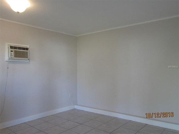3rd image of 23076 Central Ave APT 3