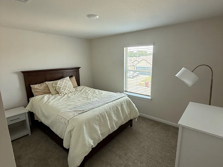 181 Hunters Way — Photo 16