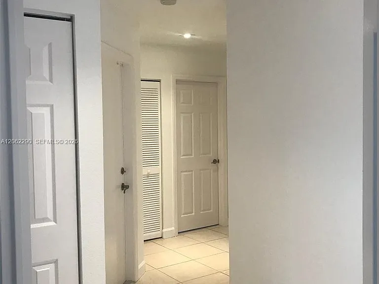 11236 NW 58th Ter — Photo 9