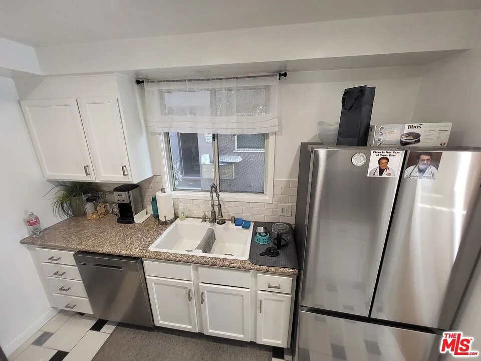 2 bed, 2.0 bath, $3,995 — Photo 4
