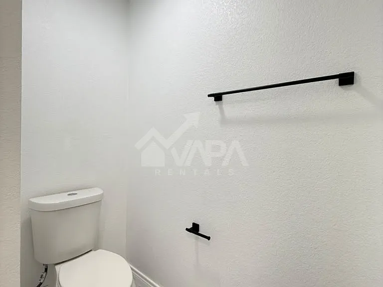 4558 Los Ranchitos St — Photo 11