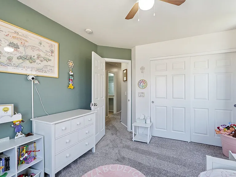 1072 S Cheshire Ln — Photo 35