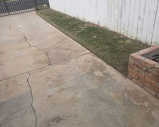 3rd image of 154 C St