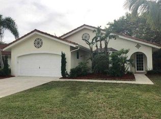 5300 Helene Cir, Boynton Beach, FL 33472