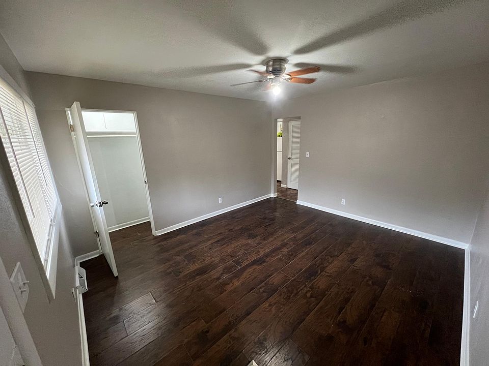 1st image of 3920 Auburn St APT 3