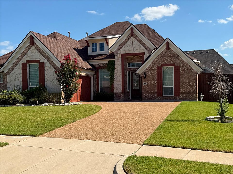 1st image of 4802 Comstock Way