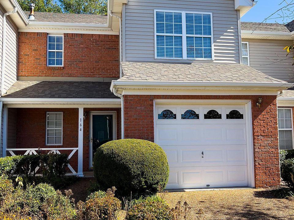 1st image of 164 Stanton Hall Ln