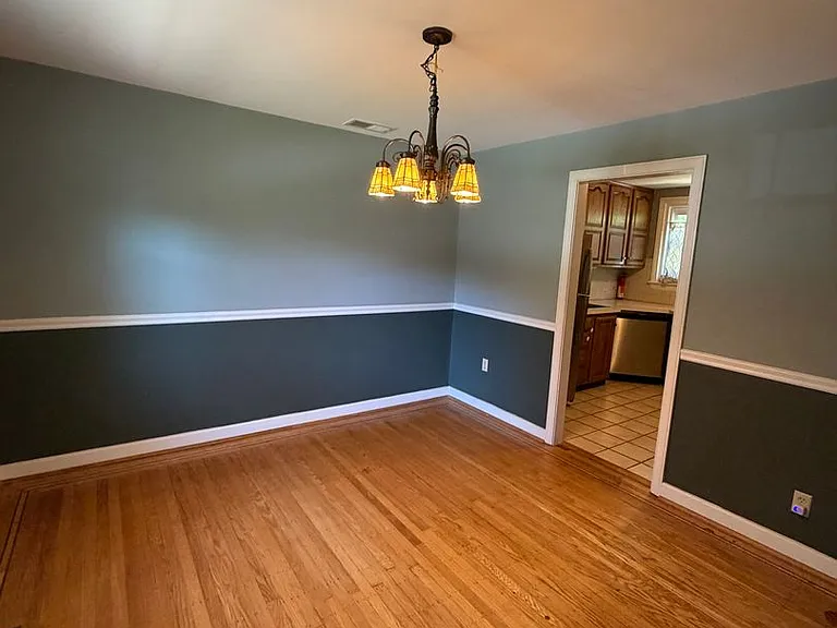 35 Moreland Rd — Photo 13