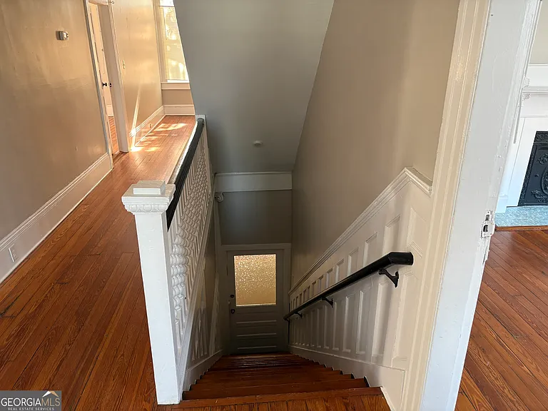 836 E Henry St #C — Photo 5