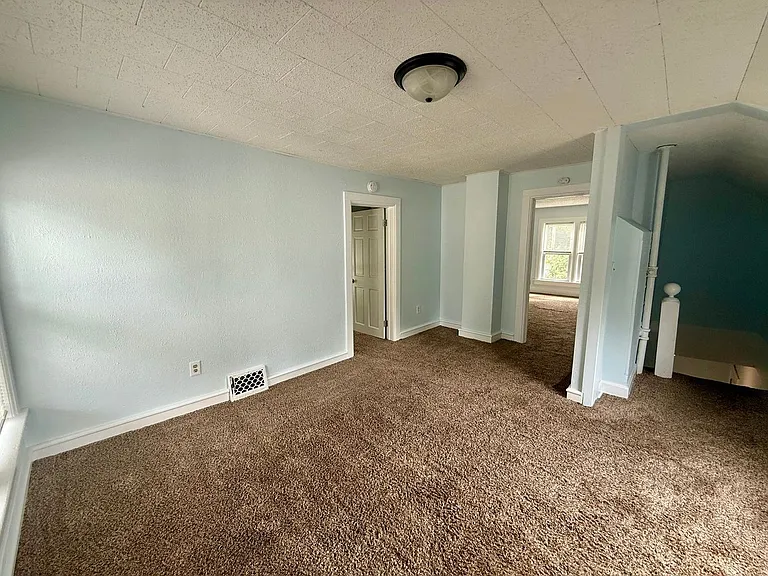 1316 N 5th St — Photo 20