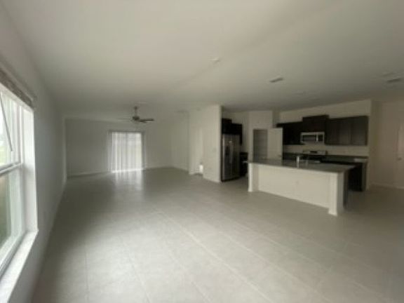 2nd image of 2567 Red Egret Dr