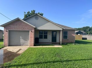 100 E Lauren Ln, Searcy, AR 72143