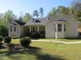 592 Fernside Dr, Toccoa, GA 30577